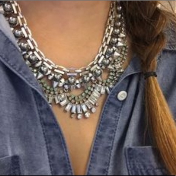 Stella & Dot | Vintage Belle Crystal + Silver Jeweled Necklace - Picture 3 of 9
